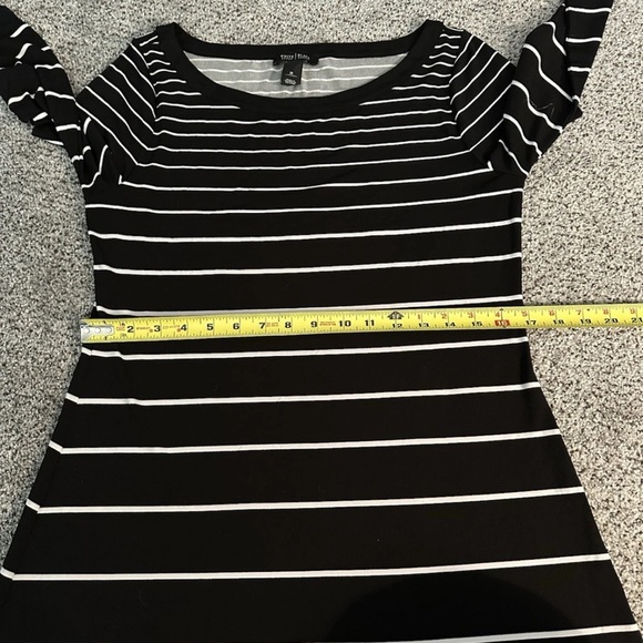 WHITE HOUSE BLACK MARKET M Black White Blue Striped Tunic Dress Silky Jersey - Picture 10 of 11